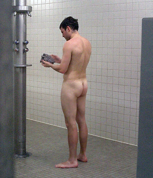 mascjock8guy:  I love communal showers…  Hot