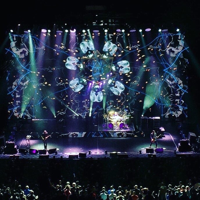 ink-metal-art:  TOOL LIVE 