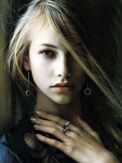 trss:  Model: Olivia Mink for Elle Japan