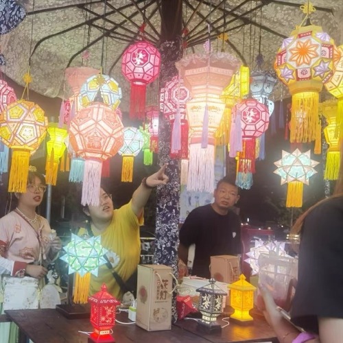 Traditional chinese lantern for 元宵节yuanxiao festival/lantern festival 针刺无骨花灯 pinprick boneless flowe