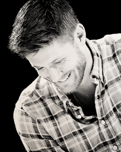 Jensen Ackles ~ 9/∞  