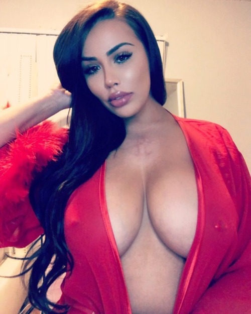 I Love Latinas porn pictures
