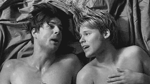 somebodyobscene:  This moment………… 