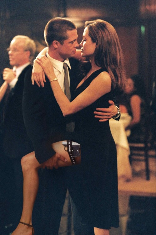 angelinajoliearchive:Mr. and Mrs. Smith