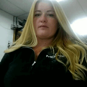 kl1-10: At work being playful. Hoping the boss walks in catches me, and bends me