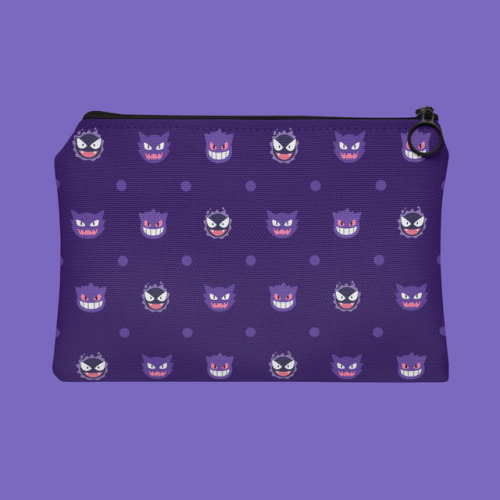 trinketgeek: trinketgeek:I’m selling zipper bags now! :D I’ve put all of them on SALE for the next