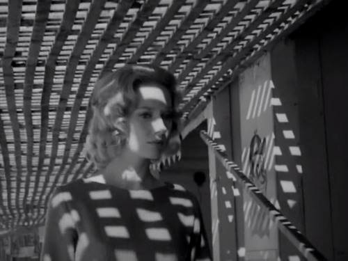 ozu-teapot:  Carnival of Souls | Herk Harvey | 1962Candace Hilligoss