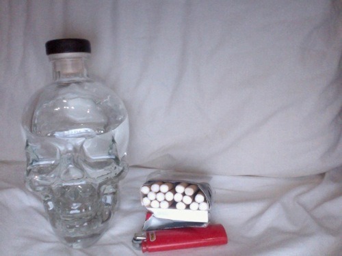 sl0w-panic:  br0ther-nature:  I am pretty pale, man  ✧ 