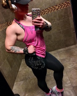 Female Muscle Pictures