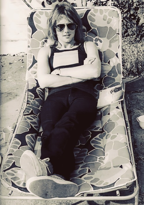 onegoldenglance: Lazing on a Sunday afternoon … 70s Roger is too sexy for his own damn good 