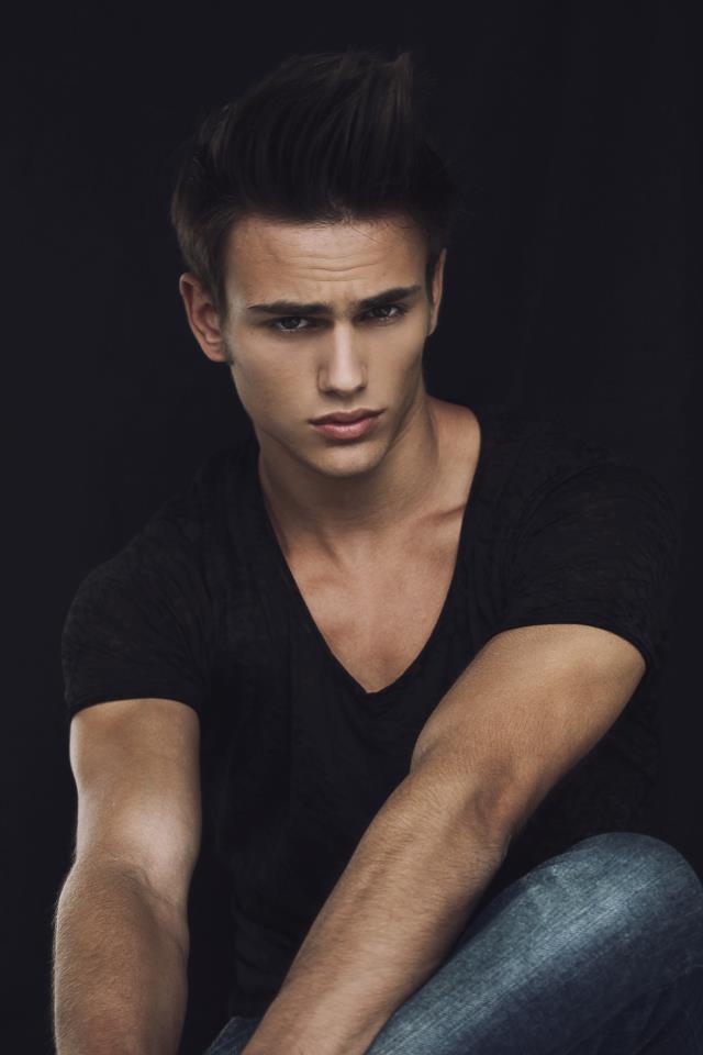 mrmhotguys:  http://mrmhotguys.tumblr.com/ Sergio Carvajal 