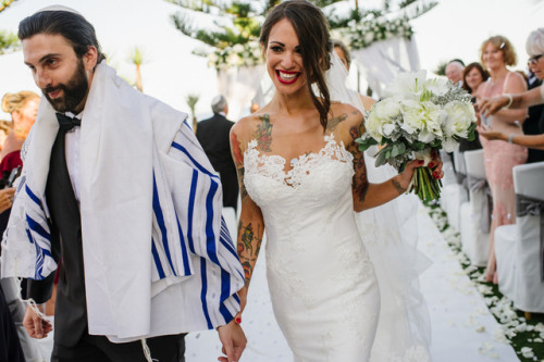 libhobn: Jewish weddings around the world