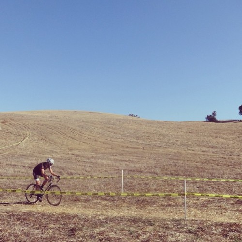 missioncycling: Dry, bumpy & brutal yesterday at San Jose Cougar CX. by danofalltrades bi