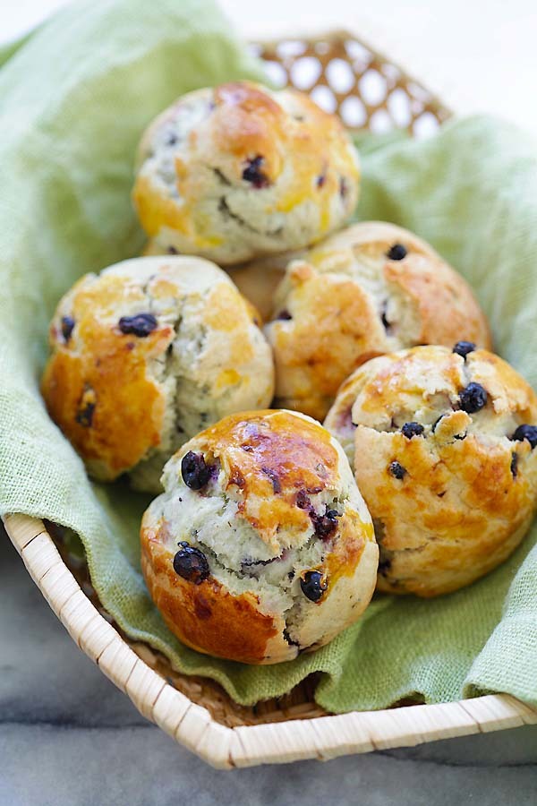 foodffs:  Blueberry SconesFollow for recipesGet your FoodFfs stuff here