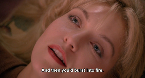 regurgitron2000: inthedarktrees:  And the angels wouldn’t help you. Sheryl Lee &amp; Moira