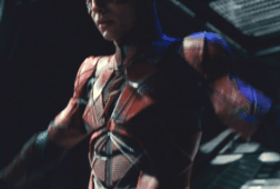 entediadoateamorte:Ezra Miller (Barry Allen/The Flash) in JUSTICE LEAGUE (2017), directed by Zack Sn