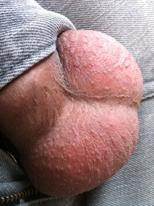 http://mrnopantsnoway.tumblr.com/post/61709216195