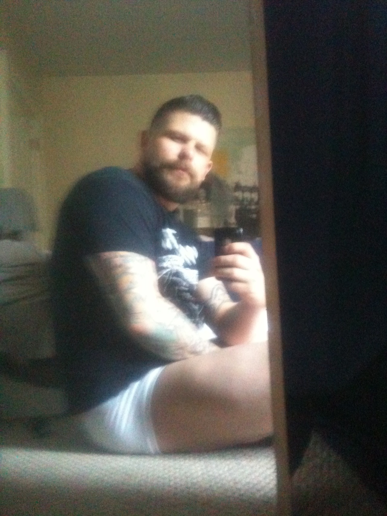 cubbydeathbro:  hang outz 