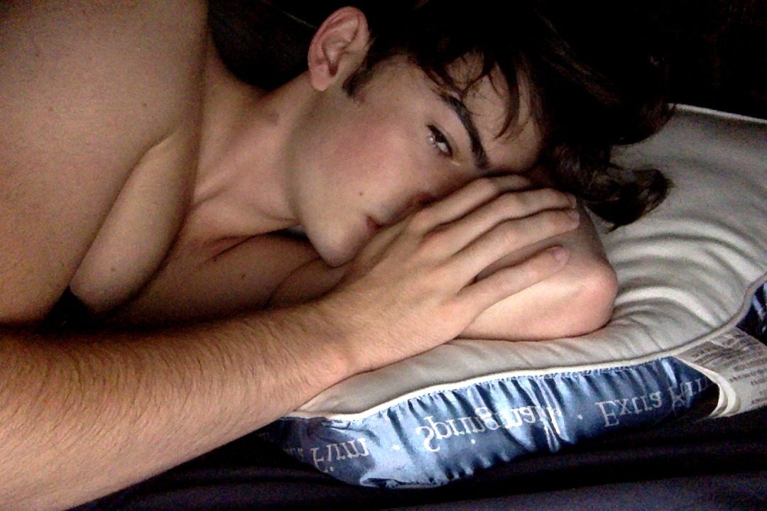cumpiles:  $$ PALE BOYS $$