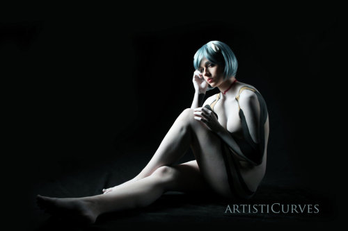 cosplaygirl:  First Child 1 by *Elle-Cosplay on deviantART 