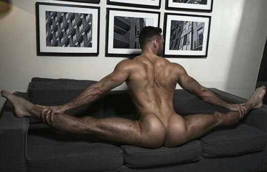 the-perfect-male-ass:  
