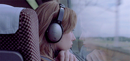 emilyblunts:  Lost in Translation (2003)“I just don’t know what I’m supposed to be.”
