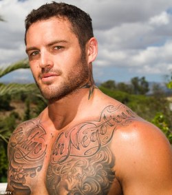 camodude:  musclecorps:  dalthorn:  Daniel Conn  My goodness!  I just fainted 