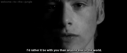 skins-black-and-white:  Black &amp; White Blog 