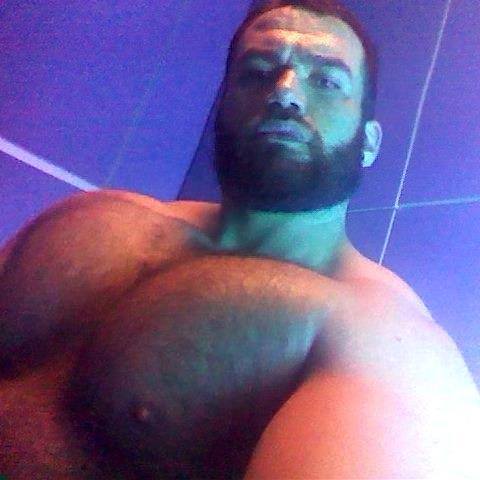ppecs:  Damir Datko’s huge hairy tits. 