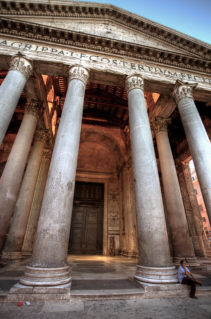 simobutterfly:Senza titolo by PeterJot on Flickr.Pantheon, Roma - Italia.
