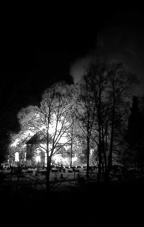 deawaken:  A church in flames in Ylivieska today. I could smell the smoke all the