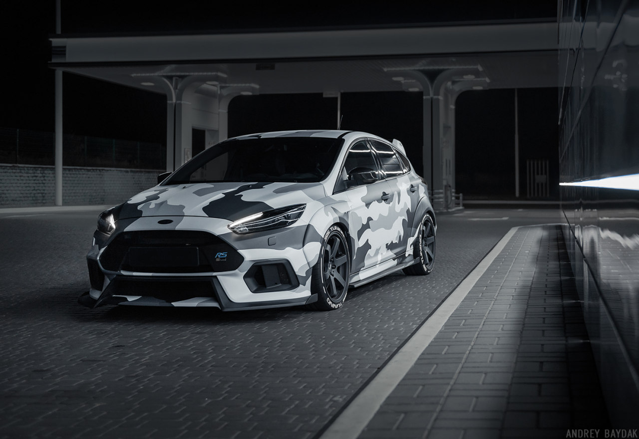 it Cars — Ford Focus RS mk3 by SS-tuning Image by Andrey