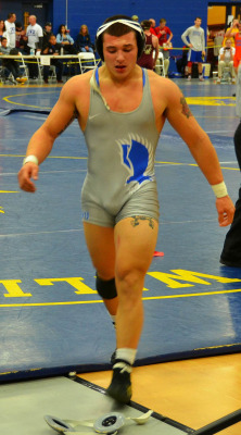 Wrestlersandsinglets:  Follow Me For Hot Wrestlers In Sexy Singlets =)
