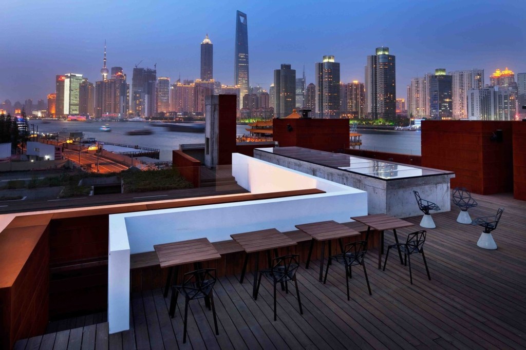 aros:  The Waterhouse at South Bund, Shanghai. by Neri &amp; Hu 