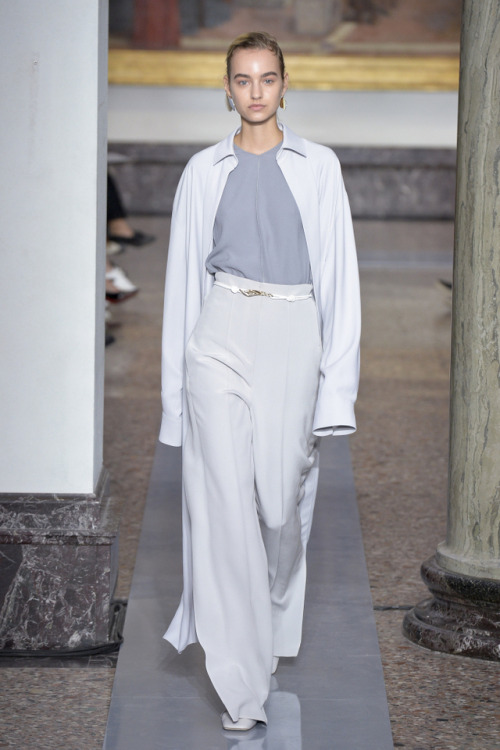 therunwayarchive: Maartje Verhoef at Giada, Spring 2018