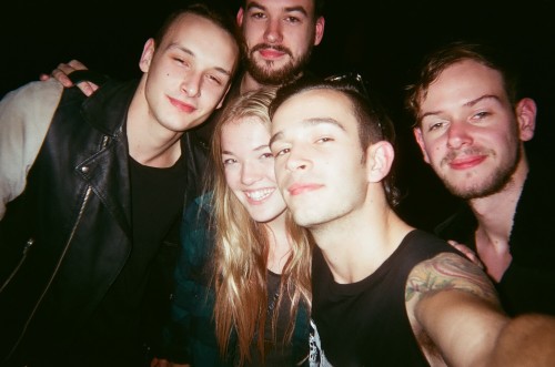 fleoral:  dumbfairies:  chamoemile:  amarahomeinc:  I keep a disposable camera with me for important life events, and at a concert for The 1975 I asked Matt Healy to take a selfie with me AND THE WHOLE BAND DID AND AHHH ITS GORGEOUS  shieettt   U LOOK