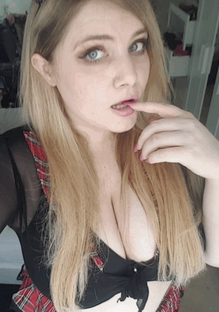fluffypinktail:  All natural without any filters 😳