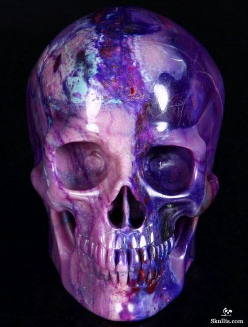 Porn sixpenceee:  A compilation of carved skulls. photos
