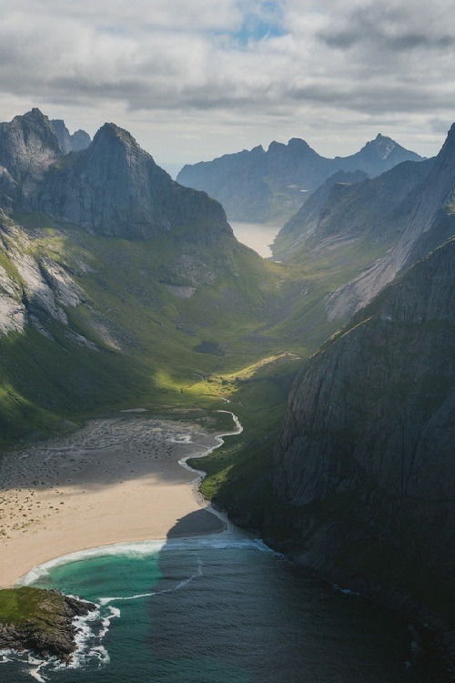 Above Lofoten by Kordan