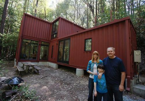 benjaminvine:  Living in a shipping container Okay, it’s not so easy to control the moisture balance well when it rains, it makes a terrible noise when it is raining and when it is hot it is really bloody hot. But, for a few thousand dollars you have