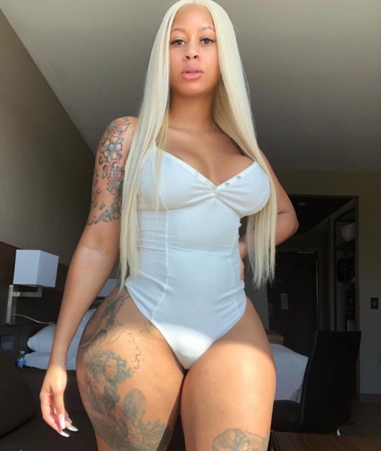 bishopstrump:  IG@iamblondee#iamblondee