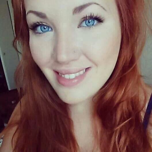beckyloves:  a year in review. i was tagged by queenmerbabe, but im not going to