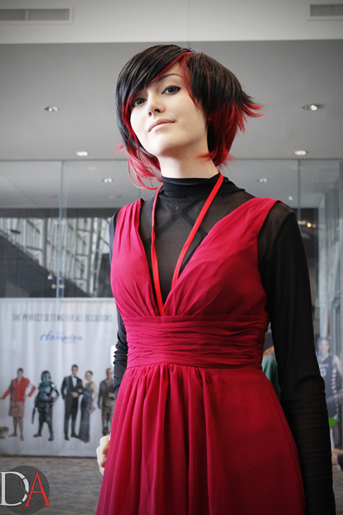 Nekocon 19 Hall PhotoFormal!Ruby Rose from RWBYPhotographer: @dustnashesphotographyFacebookEmail: du