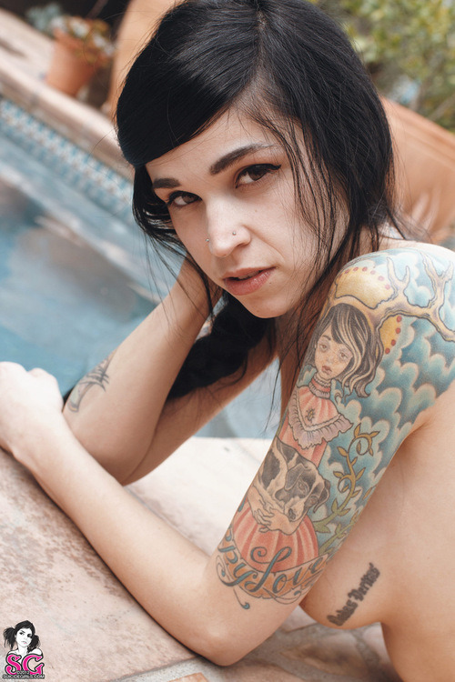 matt42385:  Bully Suicide Or Angie Rae In Tropical 