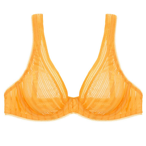 arabellesicardi:  arabellesicardi:  TBH i think matching sets are merely an option. I like combining mine!!! Look at these cute color combos. The yellow bra — Huit — is one of the most comfy bras ever. I love the fit of Huit stuff, you forget you’re