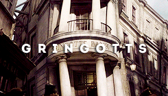 ohsofili:  diagon alley + shops. 