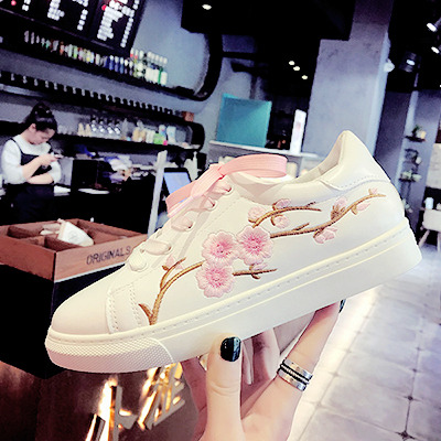 pinkune:Flower Embroidery White Casual Lace Up Shoes 