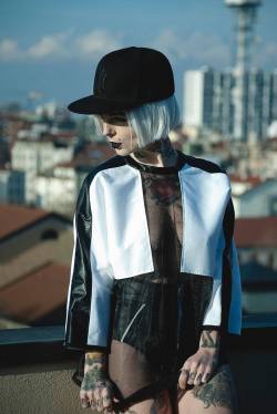 Psychotic-Riaeaction:  Ph &Amp;Amp; Stylist : Roxana Nesfintumake Up : Francesca