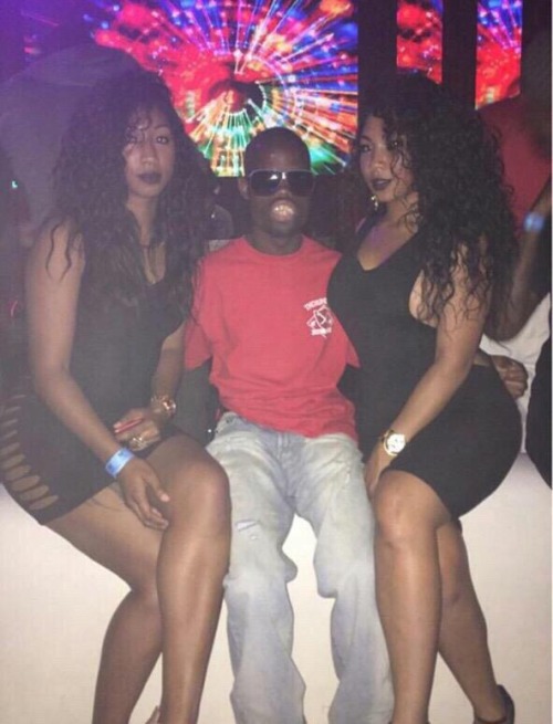 soggymoistmeat:  s1ug:  ugly niggas out here gettin it. this is a inspiration, if anybody tells you you can’t do something show them this picture.  it’s really our year  My boy welvin da great