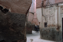 morobook:    Morocco.Marrakech.Street scene.1998   